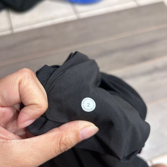 Stroll at Sundown Wovenair short 3” - Picture 3 of 3